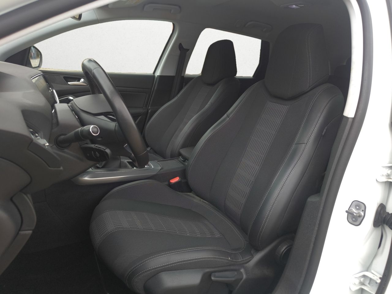 Peugeot 308 SW ALLURE BLUE HDI 130 CV  - Foto 2