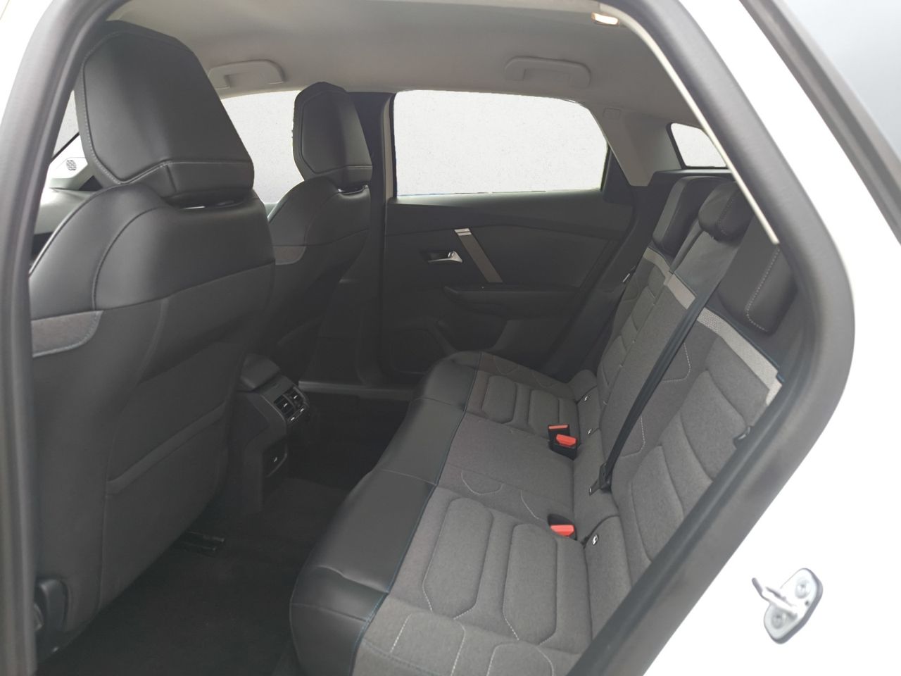 Citroën C4 PURE TECH 130 CV FEEL PACK  - Foto 2