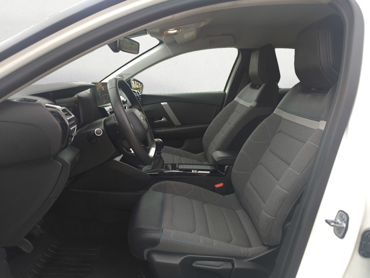 Citroën C4 PURE TECH 130 CV FEEL PACK  - Foto 2