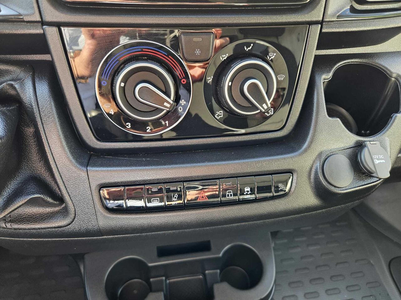 Citroën Jumper NUEVO JUMPER 3.5 L3 H2 BLUE HDI 140 CV  - Foto 2