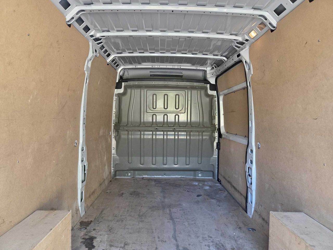 Citroën Jumper NUEVO JUMPER 3.5 L3 H2 BLUE HDI 140 CV  - Foto 2