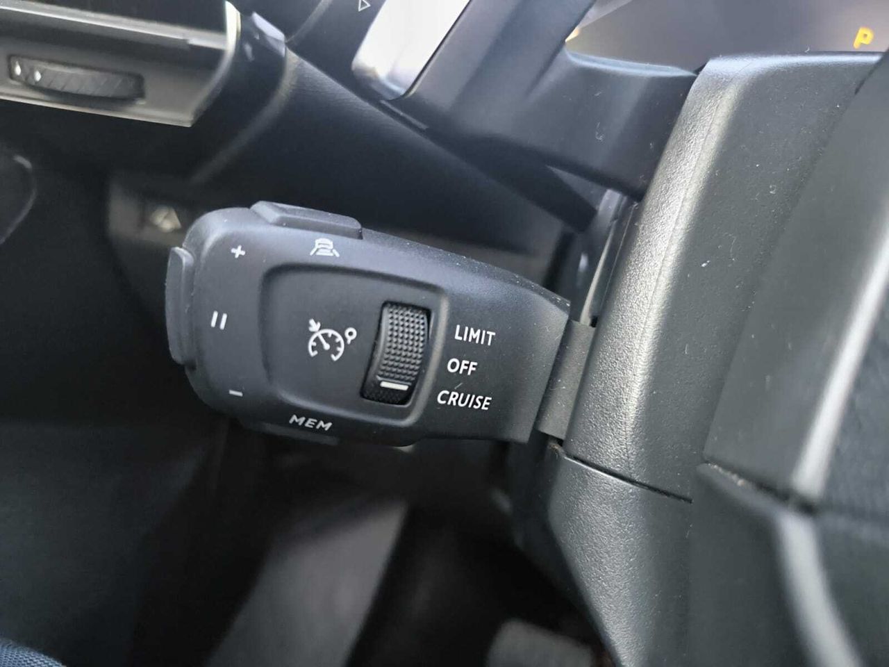 DS DS 7 SO CHIC BLUE HDI 180 CV EAT8  - Foto 2