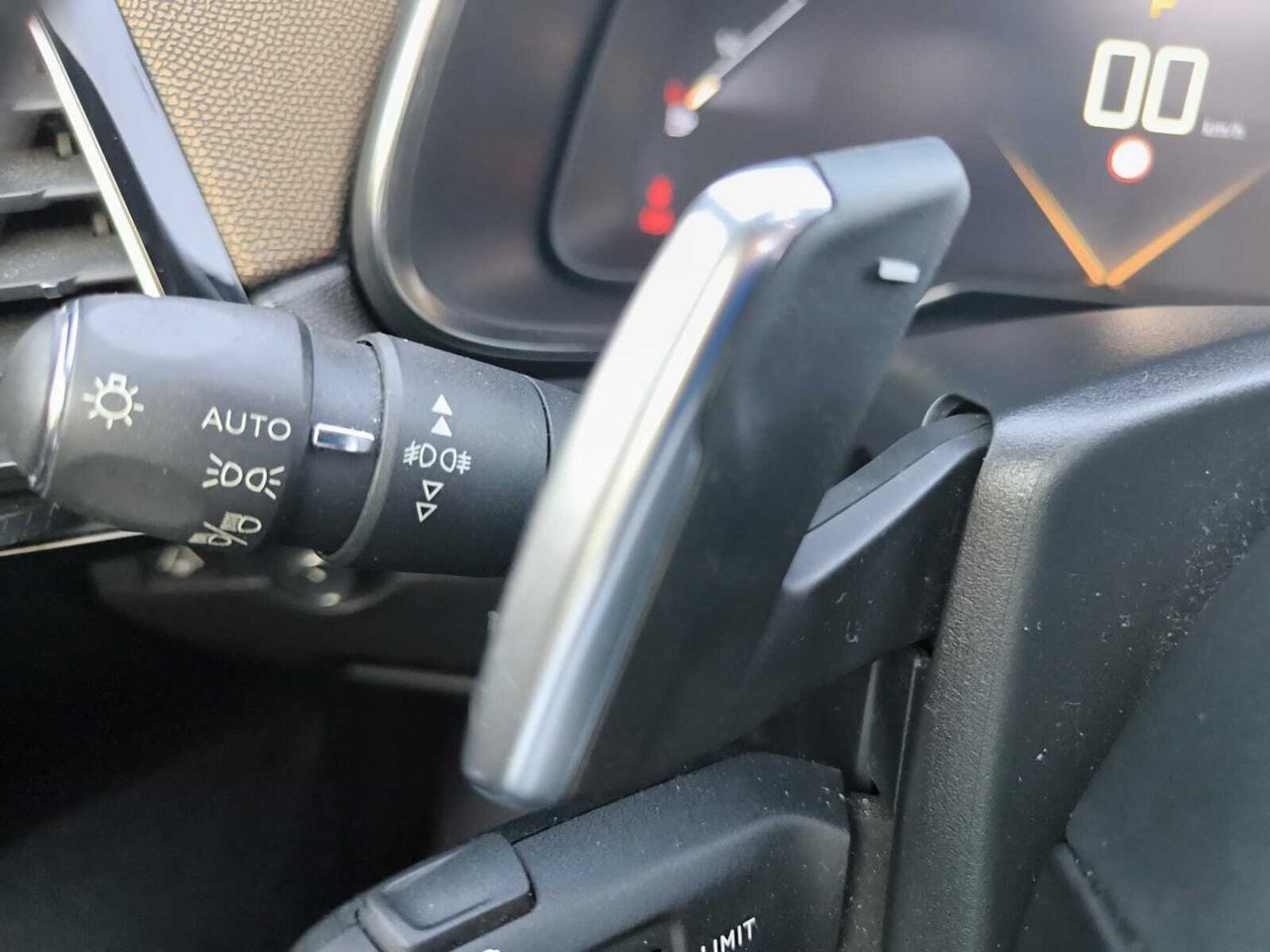 DS DS 7 SO CHIC BLUE HDI 180 CV EAT8  - Foto 2