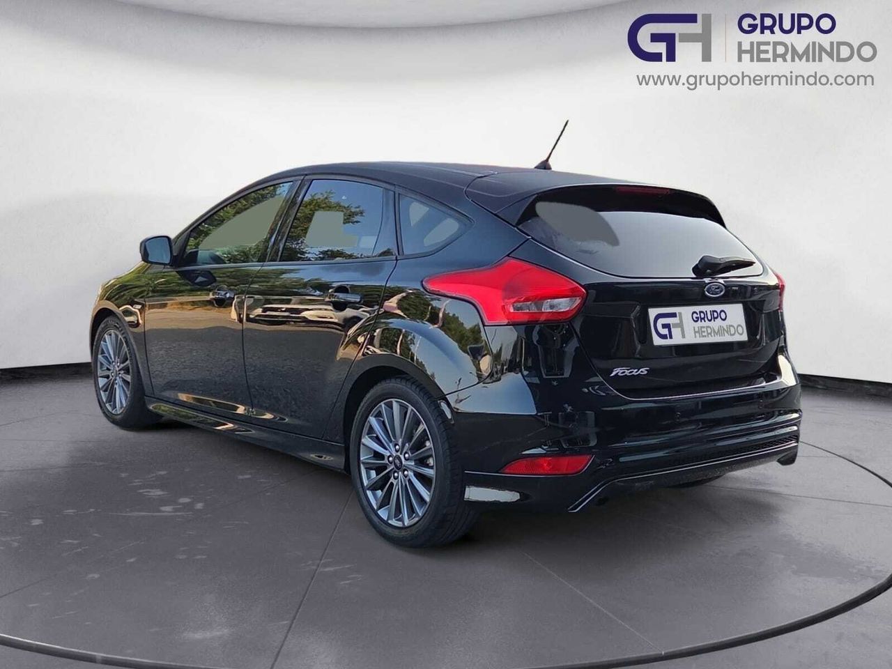 Ford Focus ST LINE SPORT 120 CV  - Foto 2