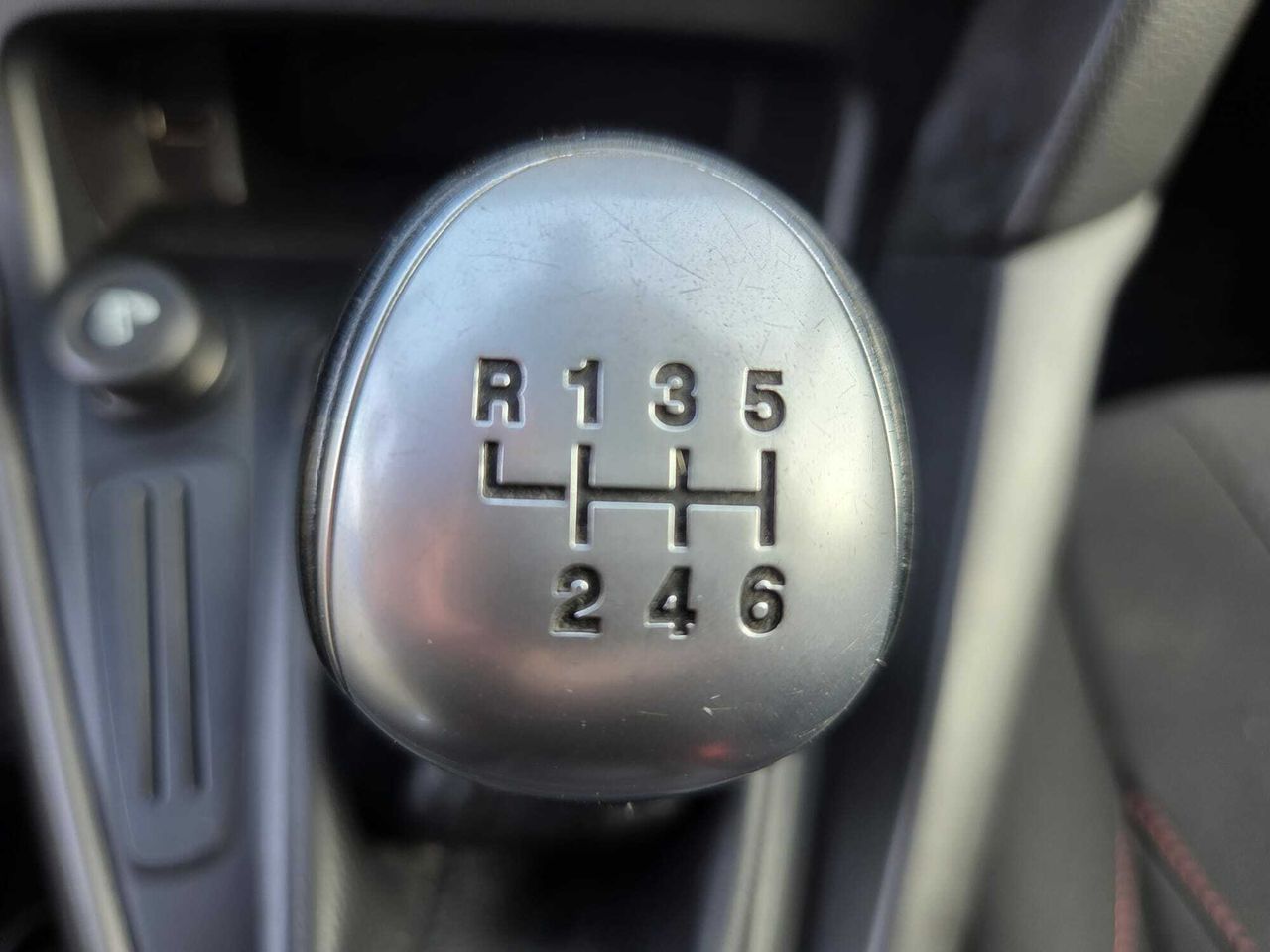 Ford Focus ST LINE SPORT 120 CV  - Foto 2