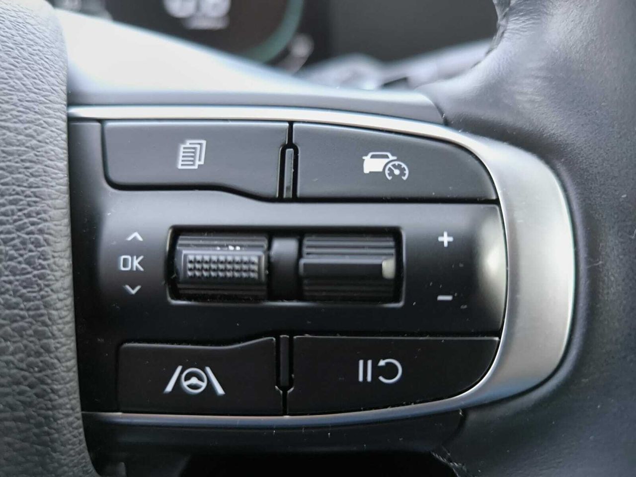 Kia Sportage 1.6 TGDI 150 CV CONCEPT 4X2  - Foto 2