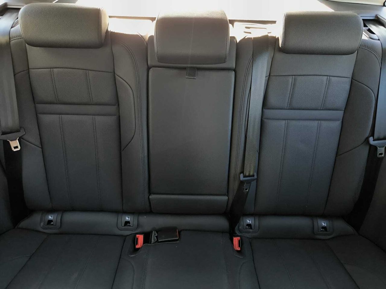 Land-Rover Range Rover Evoque 1.5 P 300 e AUTO 4WD PHEV  - Foto 2