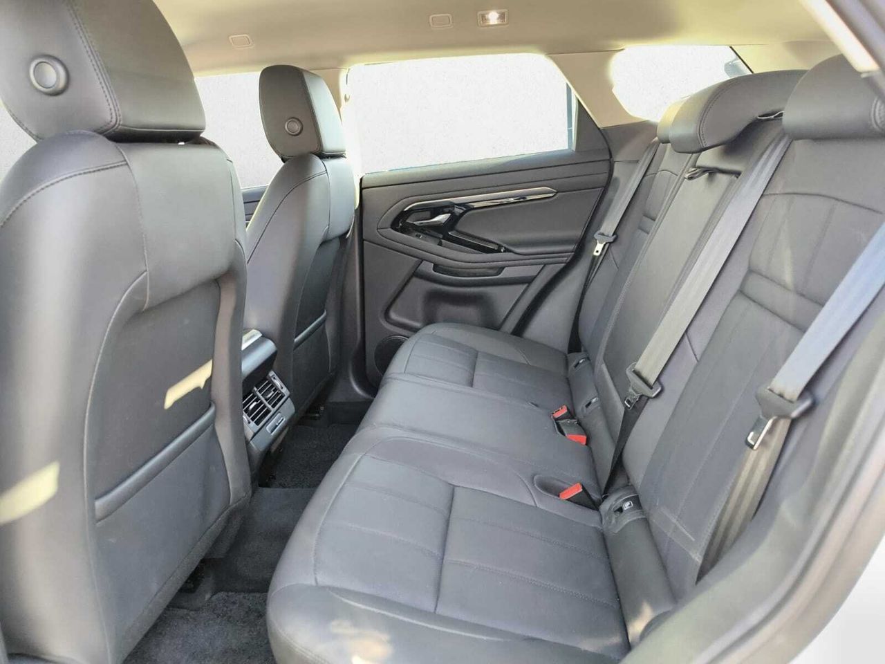 Land-Rover Range Rover Evoque 1.5 P 300 e AUTO 4WD PHEV  - Foto 2