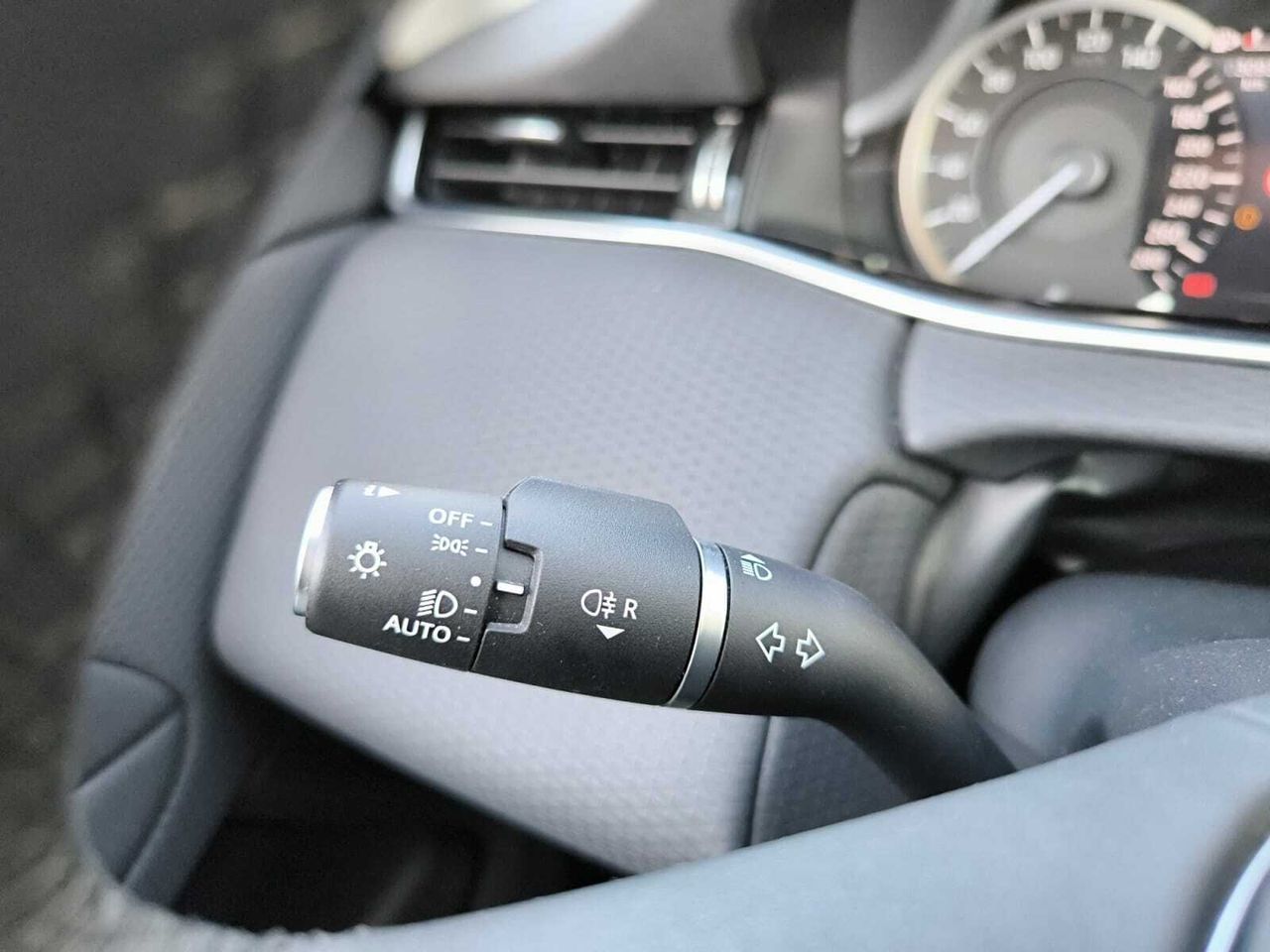 Land-Rover Range Rover Evoque 1.5 P 300 e AUTO 4WD PHEV  - Foto 2