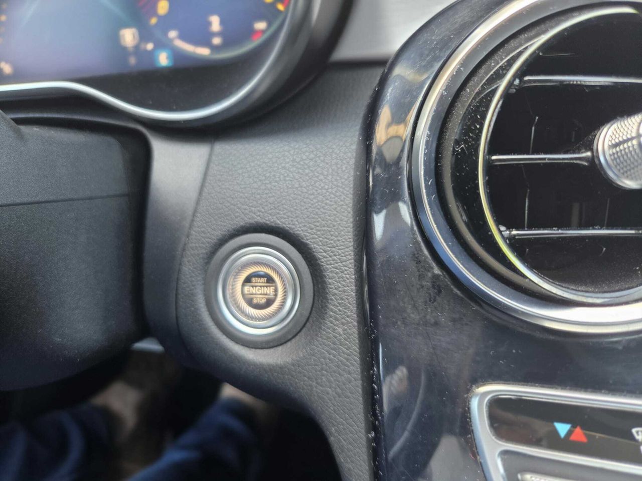 Mercedes Clase C 220 D AMG LINE  - Foto 2