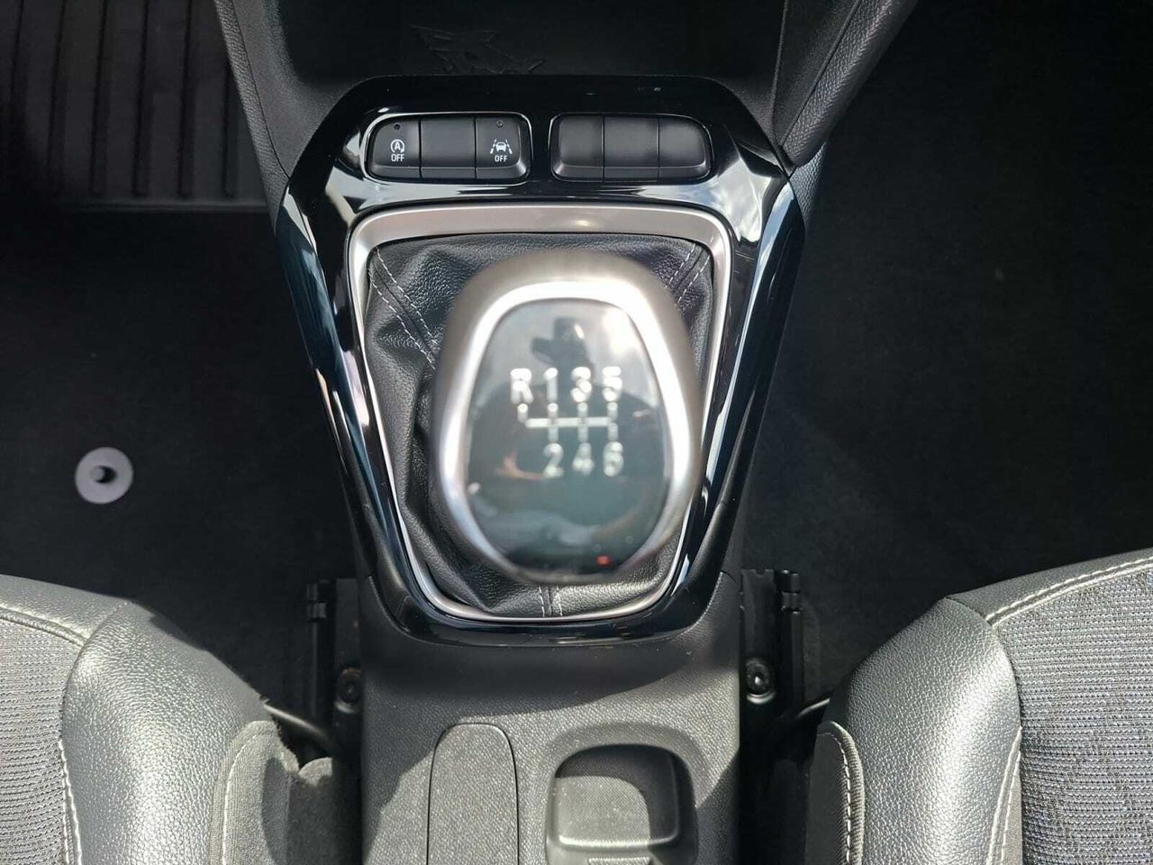 Opel Corsa ELEGANCE 1.5 D DT 100 CV  - Foto 2