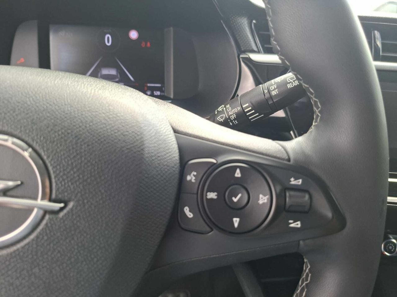 Opel Corsa ELEGANCE 1.5 D DT 100 CV  - Foto 2