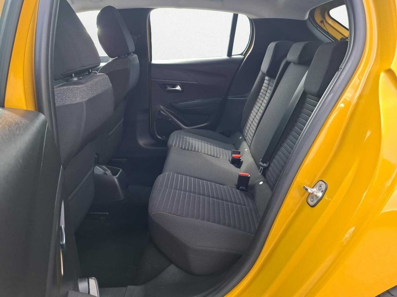 Peugeot 208 ACTIVE PURE TECH 75 CV  - Foto 2