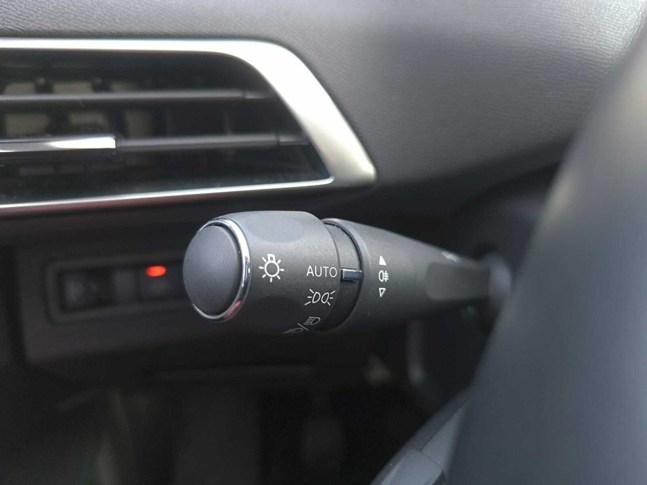 Peugeot 3008 ALLURE PACK BLUE HDI 130 CV  - Foto 2