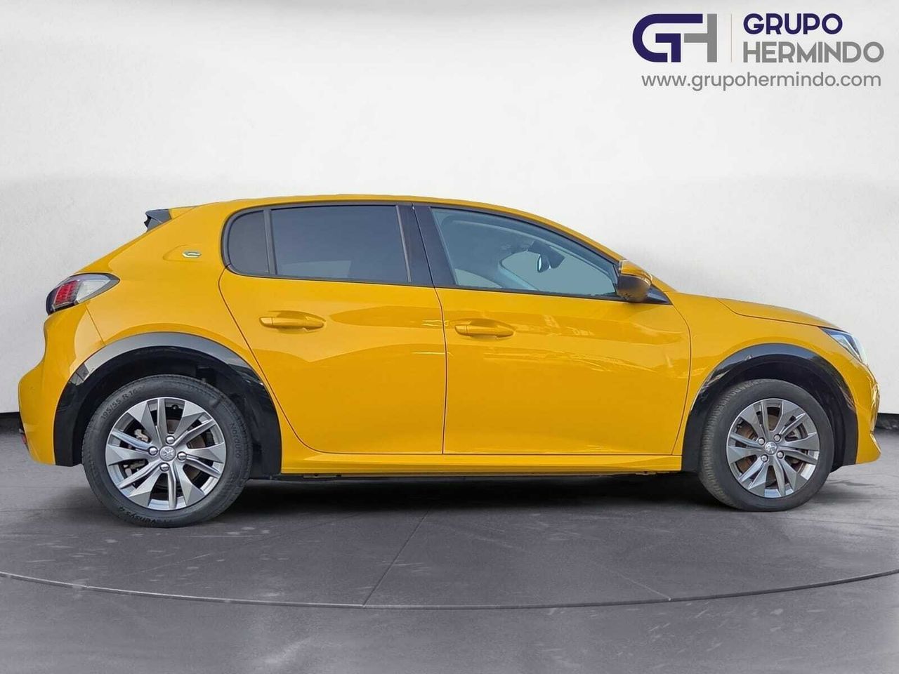 Peugeot e-208 ALLURE ELECTRICO 136 CV  - Foto 2