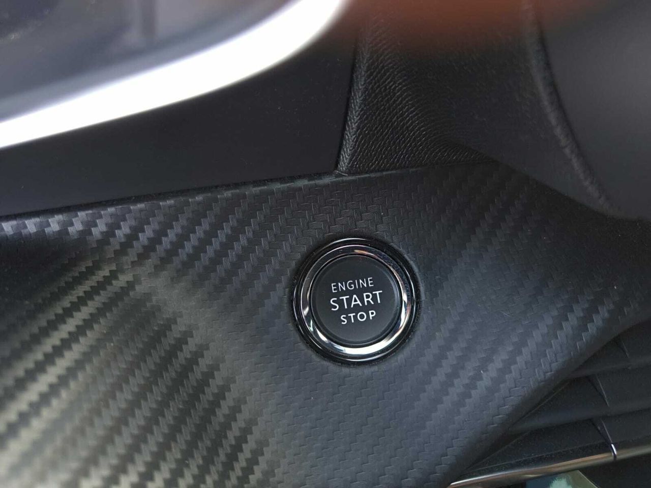 Peugeot e-208 GT LINE ELECTRICO 136 CV  - Foto 2