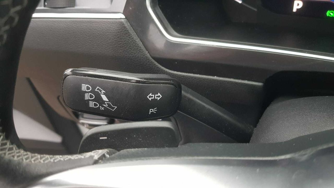 Volkswagen Tiguan SPORT 2.0 TDI 4 MOTION DSG 190 CV  - Foto 2