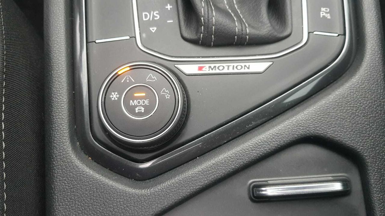 Volkswagen Tiguan SPORT 2.0 TDI 4 MOTION DSG 190 CV  - Foto 2