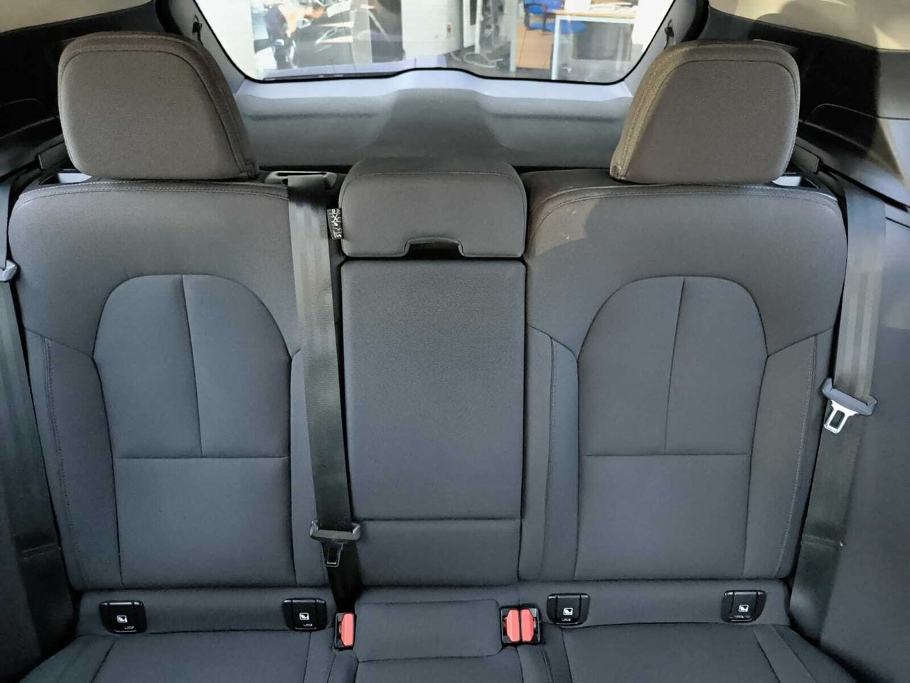 Volvo XC40 1.5 T3 MOMENTUM AUT  - Foto 2