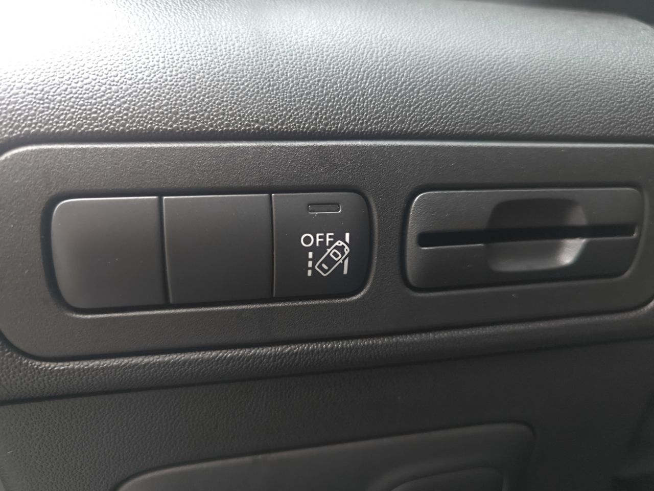 Citroën C3 Aircross BLUE HDI 110 CV SHINE  - Foto 2