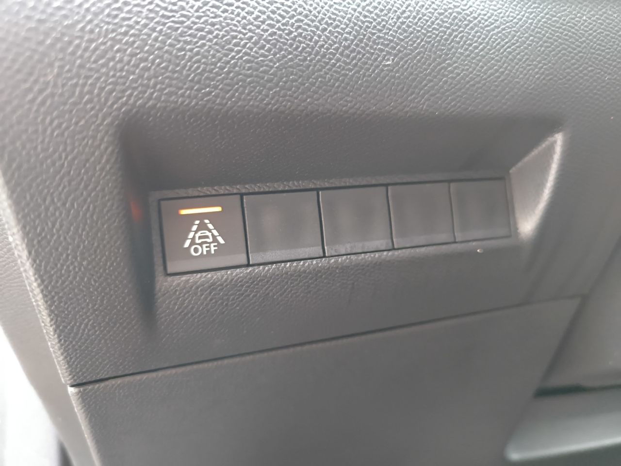 Peugeot e-2008 GT LINE ELECTRICO 136 CV  - Foto 2