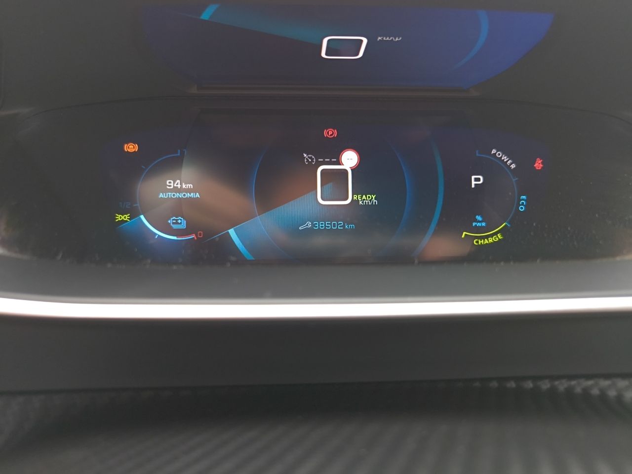 Peugeot e-2008 GT LINE ELECTRICO 136 CV  - Foto 2
