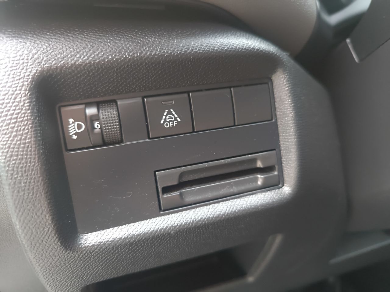 Citroën C5 Aircross BLUE HDI 130 CV FEEL  - Foto 2