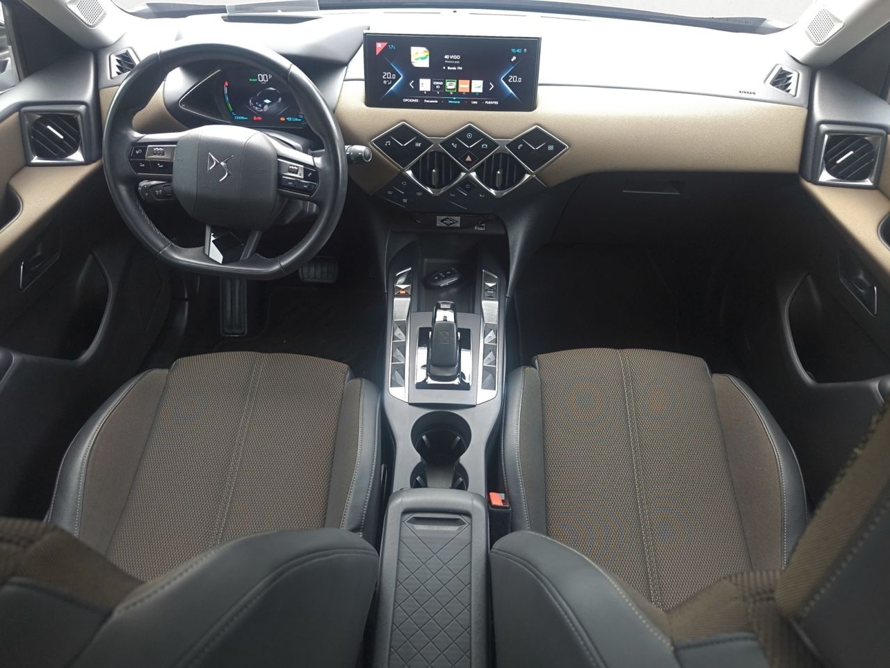 DS DS 3 CROSSBACK E TENSE SO CHIC  - Foto 2