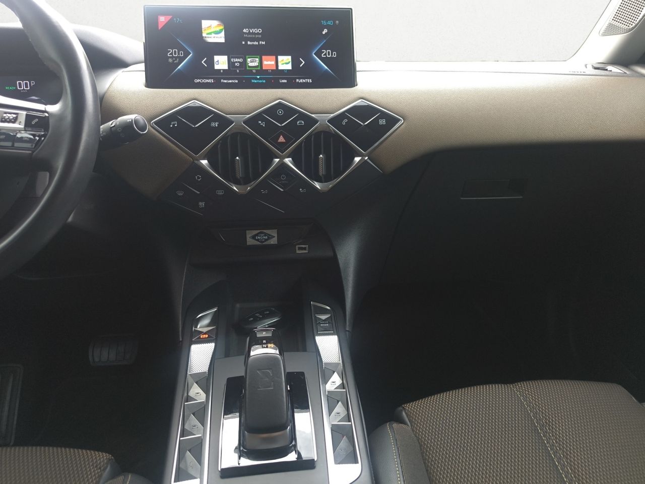 DS DS 3 CROSSBACK E TENSE SO CHIC  - Foto 2