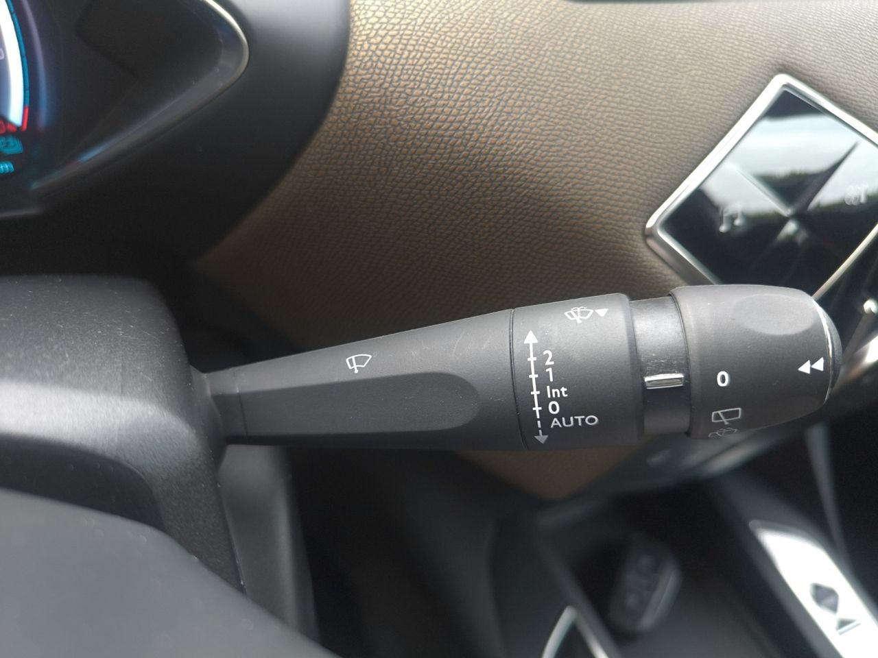 DS DS 3 CROSSBACK E TENSE SO CHIC  - Foto 2