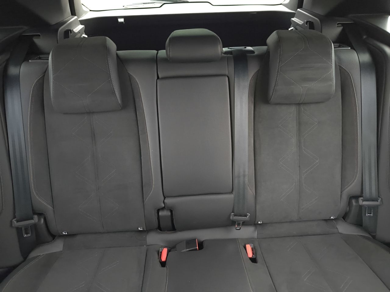 DS DS 7 CROOSBACK E TENSE 225 PERFORMANCE LINE  - Foto 2