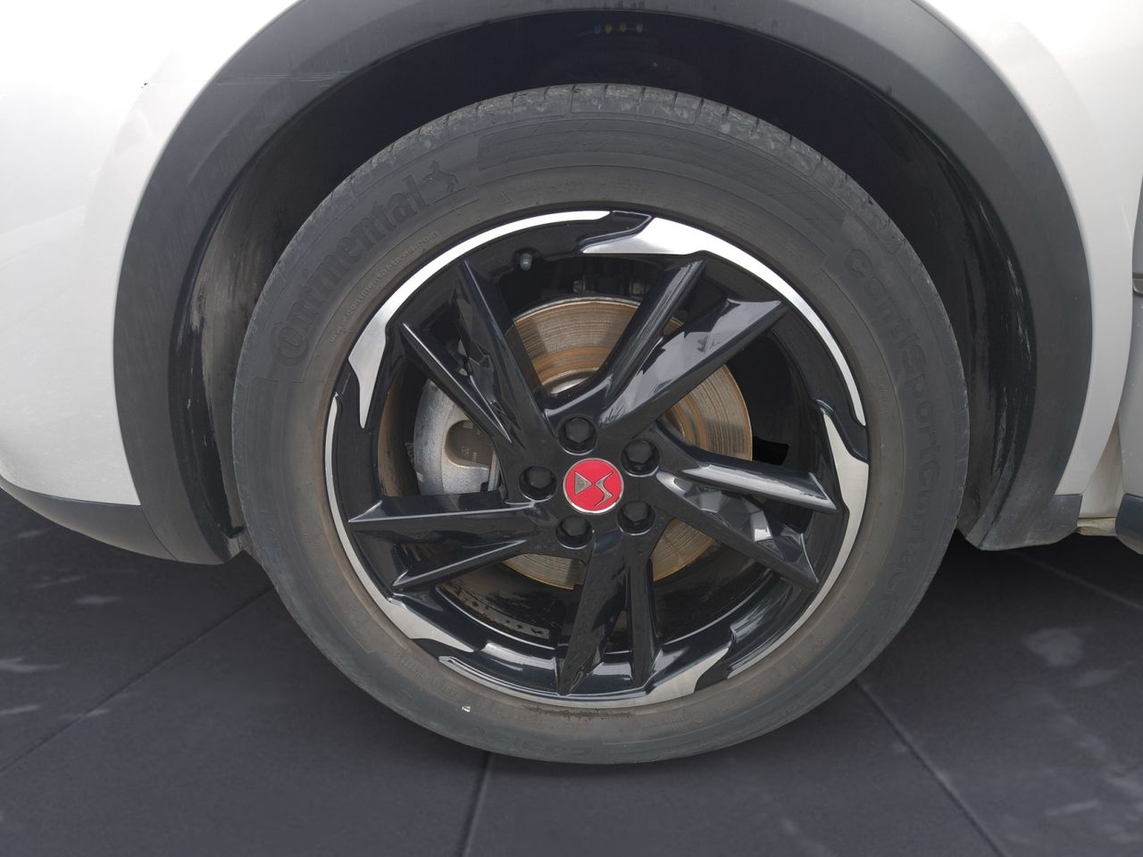 DS DS 7 CROOSBACK E TENSE 225 PERFORMANCE LINE  - Foto 2