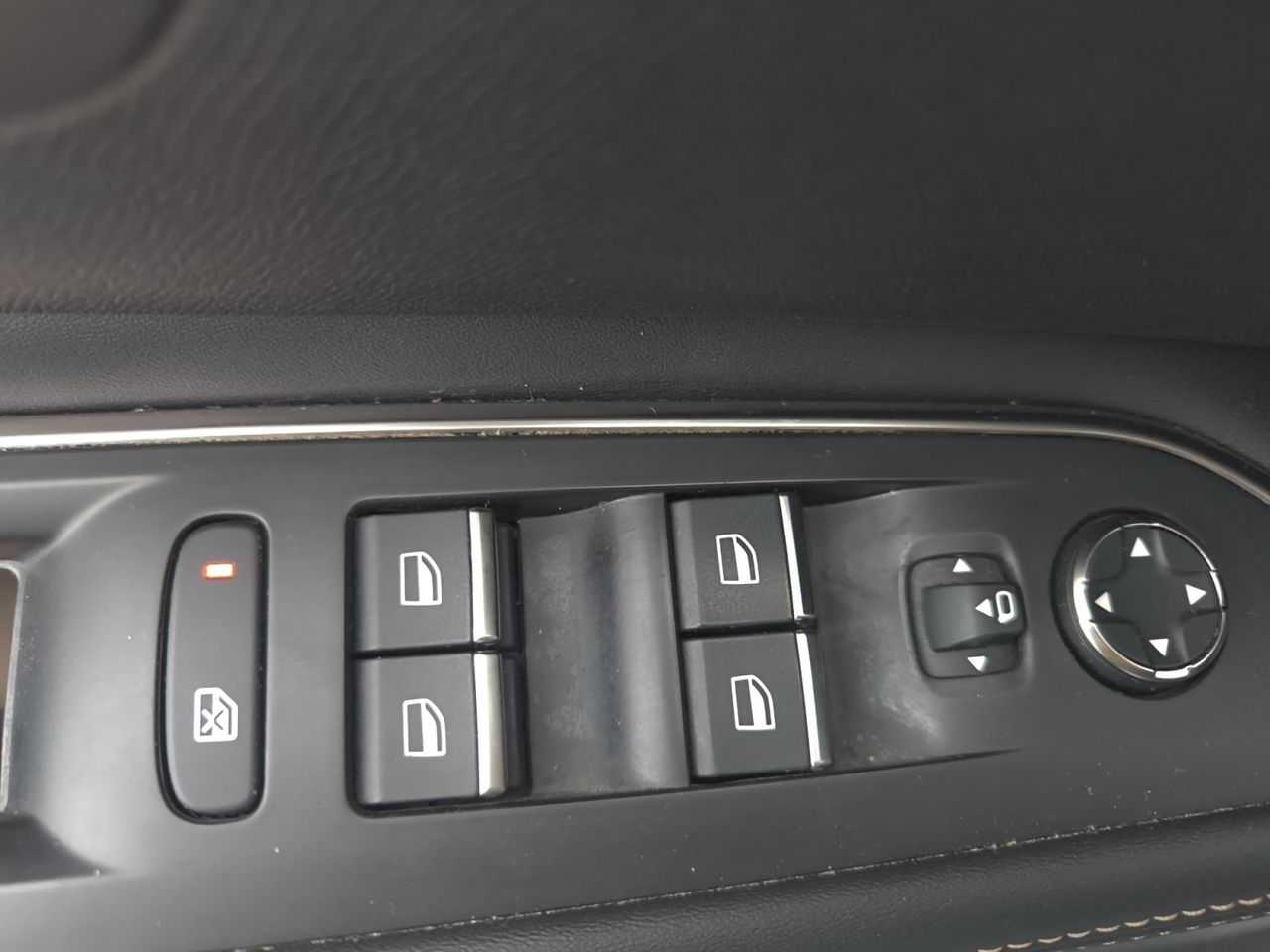 Peugeot 5008 GT BLUE HDI 130 CV EAT8  - Foto 2