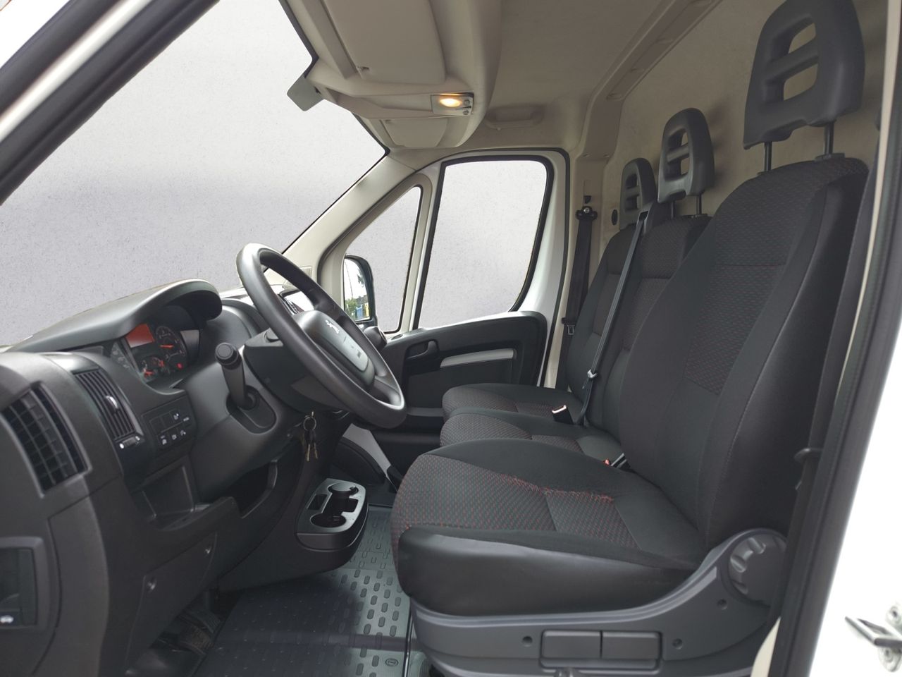 Peugeot Boxer 435 L4H2   - Foto 2