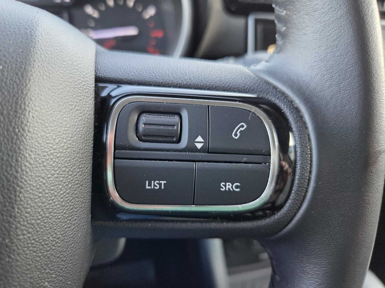 Citroën C3 Aircross SHINE BLUE HDI 120 CV EAT6  - Foto 2