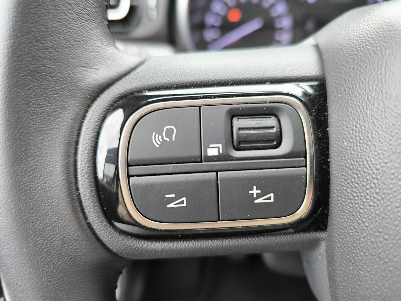 Citroën C3 BLUE HDI 100 CV SHINE  - Foto 2