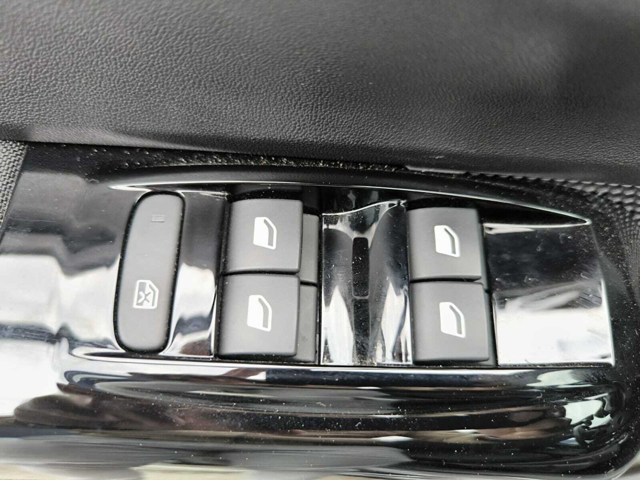 Citroën C3 BLUE HDI 100 CV SHINE  - Foto 2