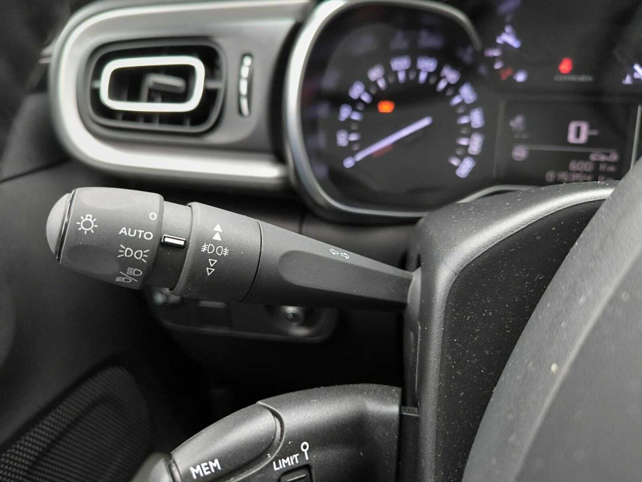 Citroën C3 BLUE HDI 100 CV SHINE  - Foto 2