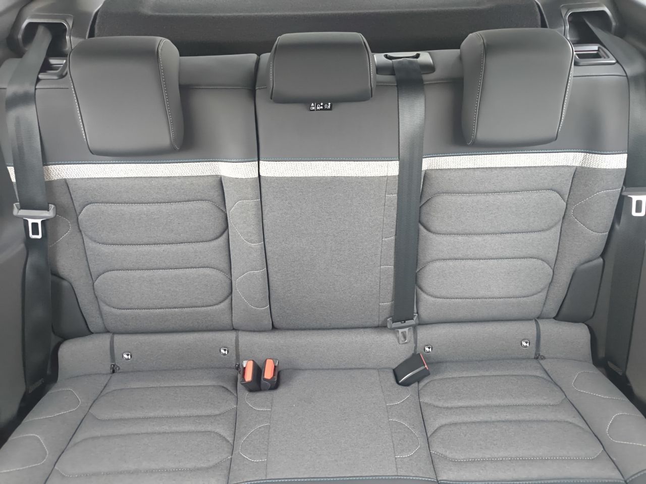 Citroën C4 FEEL PACK PURE TECH 130 CV  - Foto 2