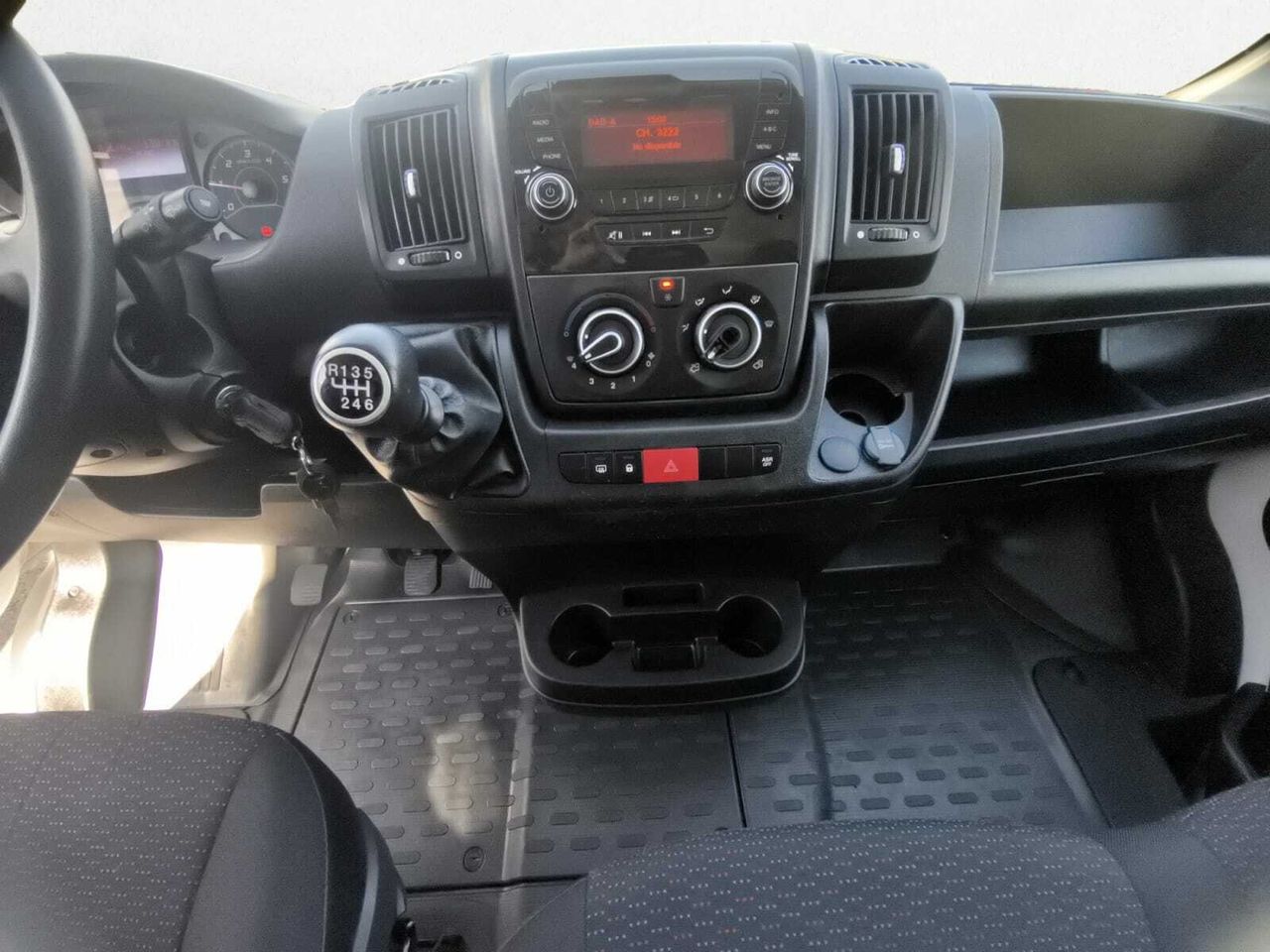 Citroën Jumper FG 35 L3 H2 BLUE HDI 140 CV 6 VEL  - Foto 2