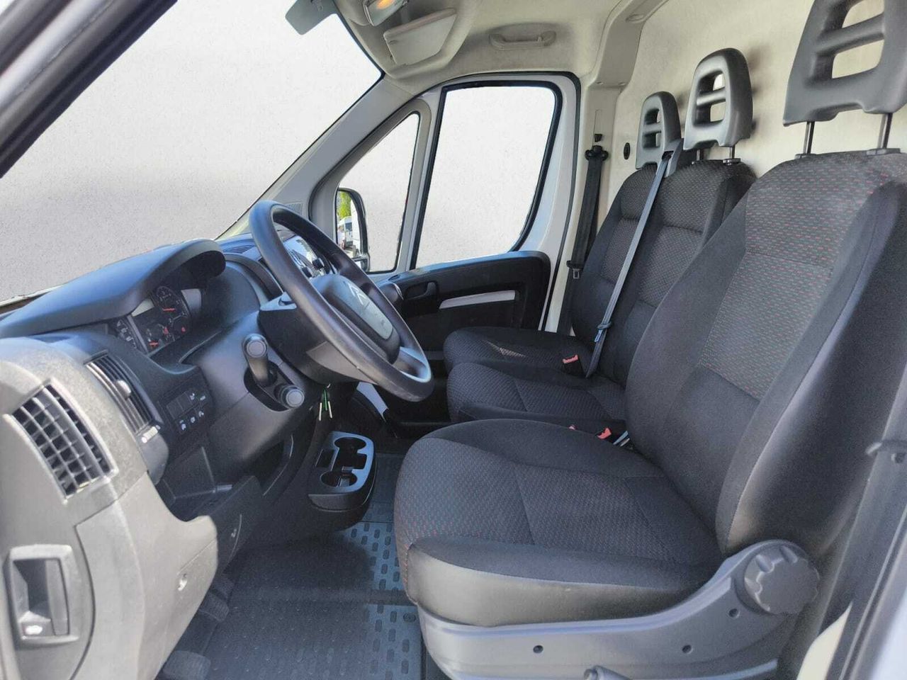 Citroën Jumper FG 35 L3 H2 BLUE HDI 140 CV 6 VEL  - Foto 2