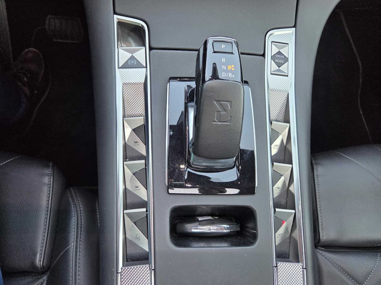 DS DS 7 CROSSBACK E TENSE 4X4 GRAND CHIC  - Foto 2