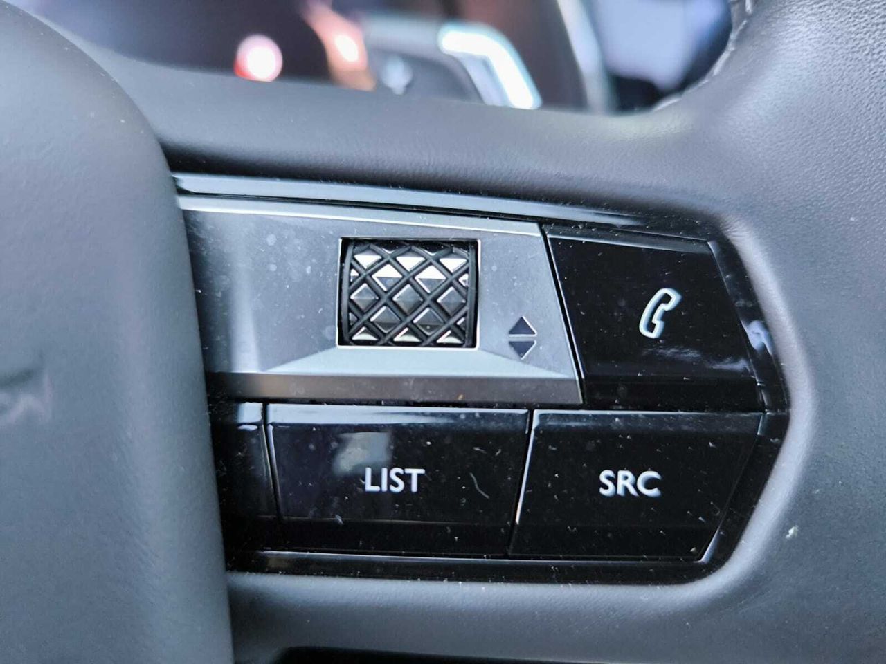 DS DS 7 ETENSE 225 RIVOLI EAT8  - Foto 2