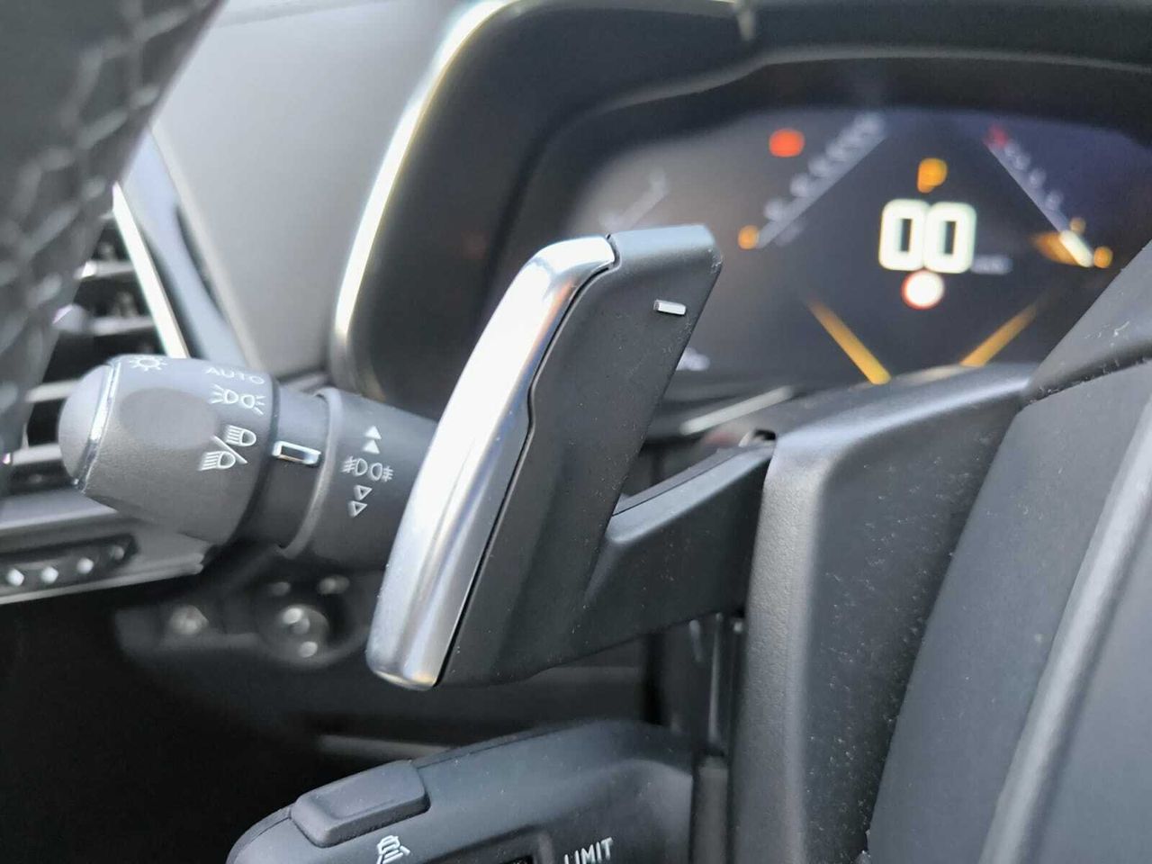 DS DS 7 PURE TECH 180 AUT GRAND CHIC  - Foto 2