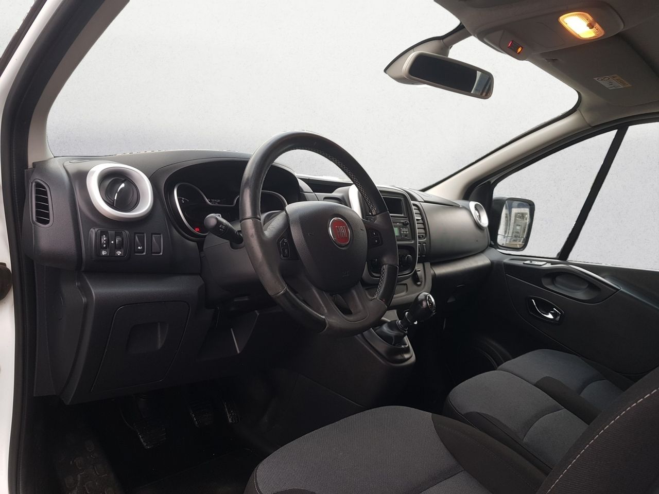 Fiat Talento CB 1.2 SX LARGO COMBI 1.6 ECOJET 120 CV  - Foto 2