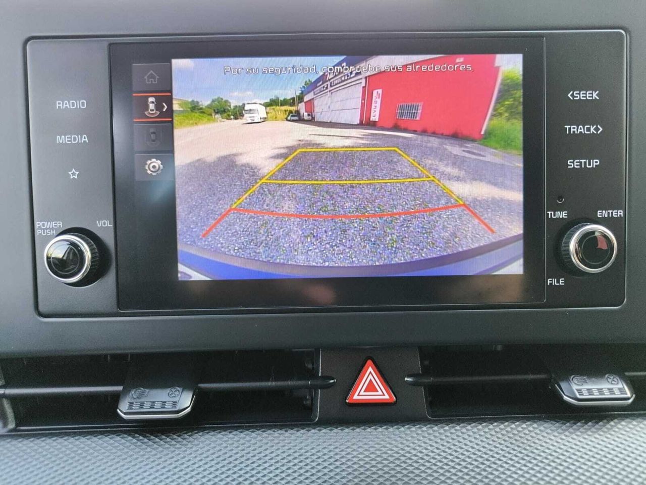 Kia Sportage 1.6 TGDI 150 CV CONCEPT 4X2  - Foto 2