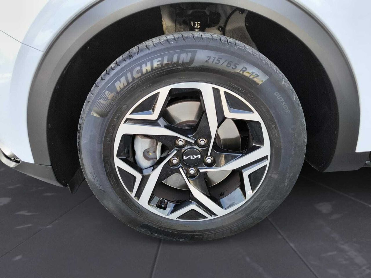 Kia Sportage 1.6 TGDI 150 CV CONCEPT 4X2  - Foto 2