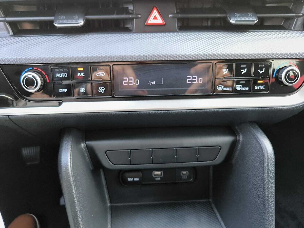 Kia Sportage 1.6 TGDI 150 CV CONCEPT 4X2  - Foto 2