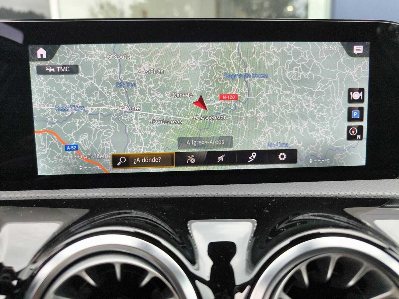 Mercedes Clase A 200 D AMG LINE + PAQUETE PREMIUM+ SMARTPHONE  - Foto 2