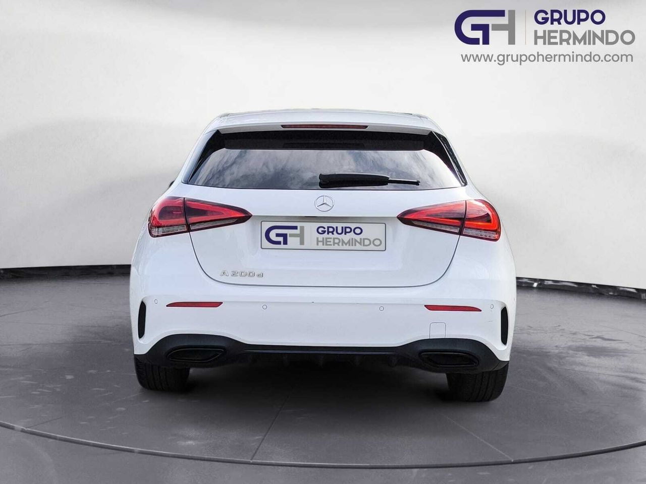 Mercedes Clase A 200 D AMG LINE + PAQUETE PREMIUM+ SMARTPHONE  - Foto 2